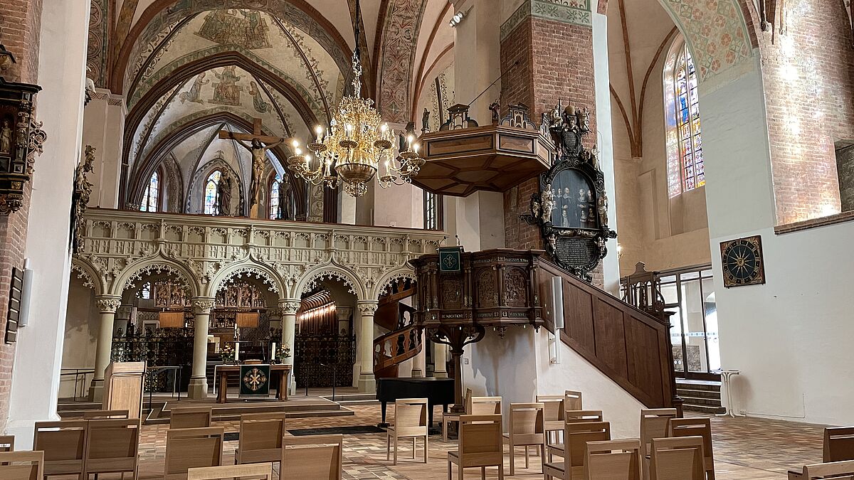 Blick auf die Kanzel im Schleswiger Dom